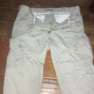 Tan cargos